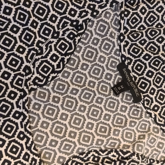 Banana Republic maxi dress. Size medium - Picture 4 of 4